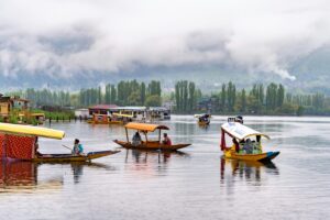 Srinagar, the capital city of Jammu & Kashmir, is the heart of the Kashmir Valley. Known for its enchanting Dal Lake and Nigeen Lake, the city is a beautiful mix of nature, culture, and heritage. A Shikara ride across Dal Lake is a must, especially during sunrise or sunset. The houseboats lined along the banks of the lake give you a chance to live amidst the water, surrounded by mountains and floating gardens.